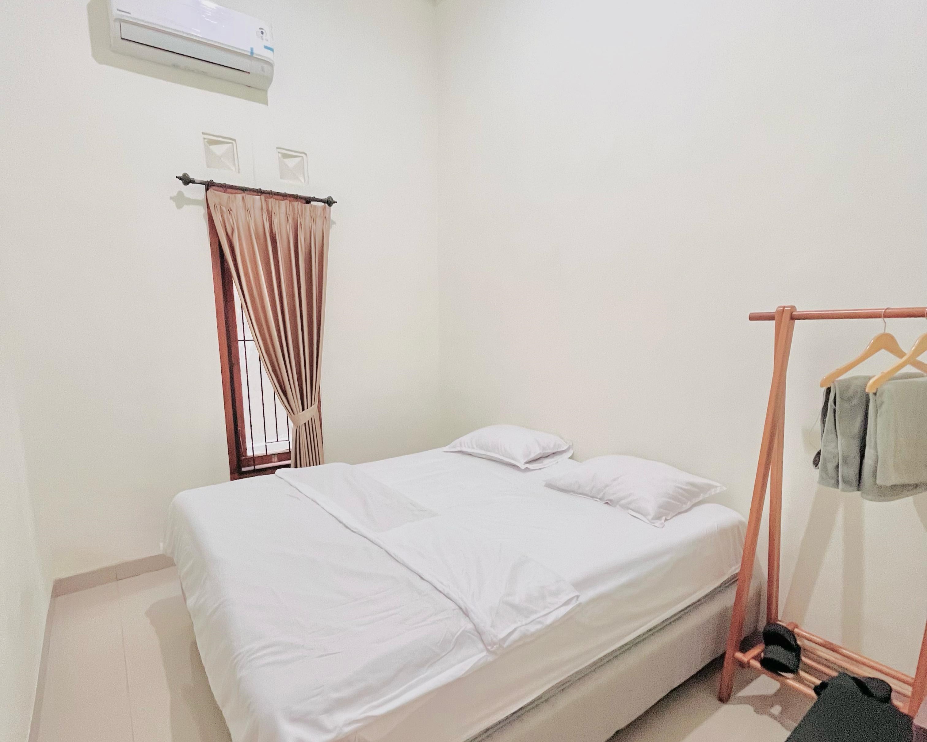 Kamar Double Tinampi House